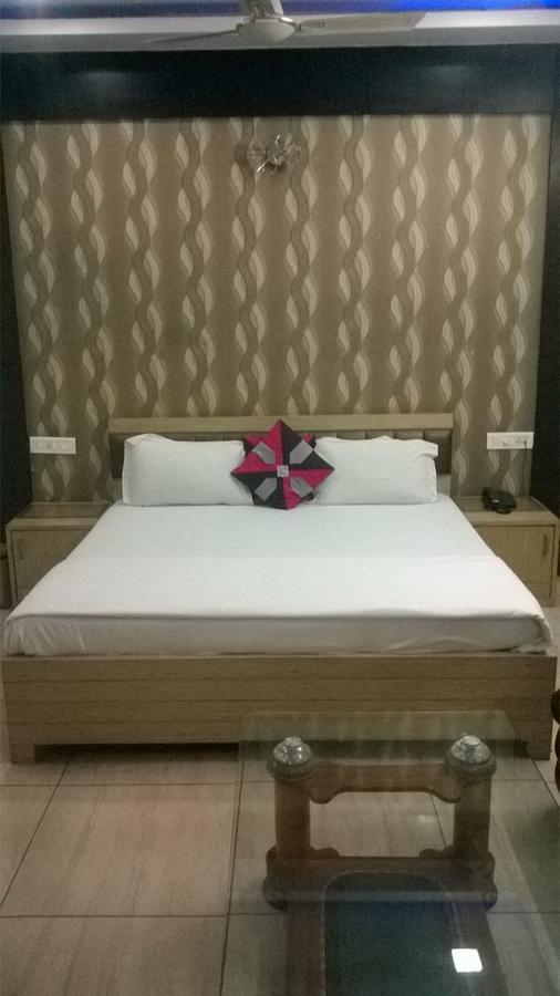 Hotel Sai Orchid Moradabad Esterno foto